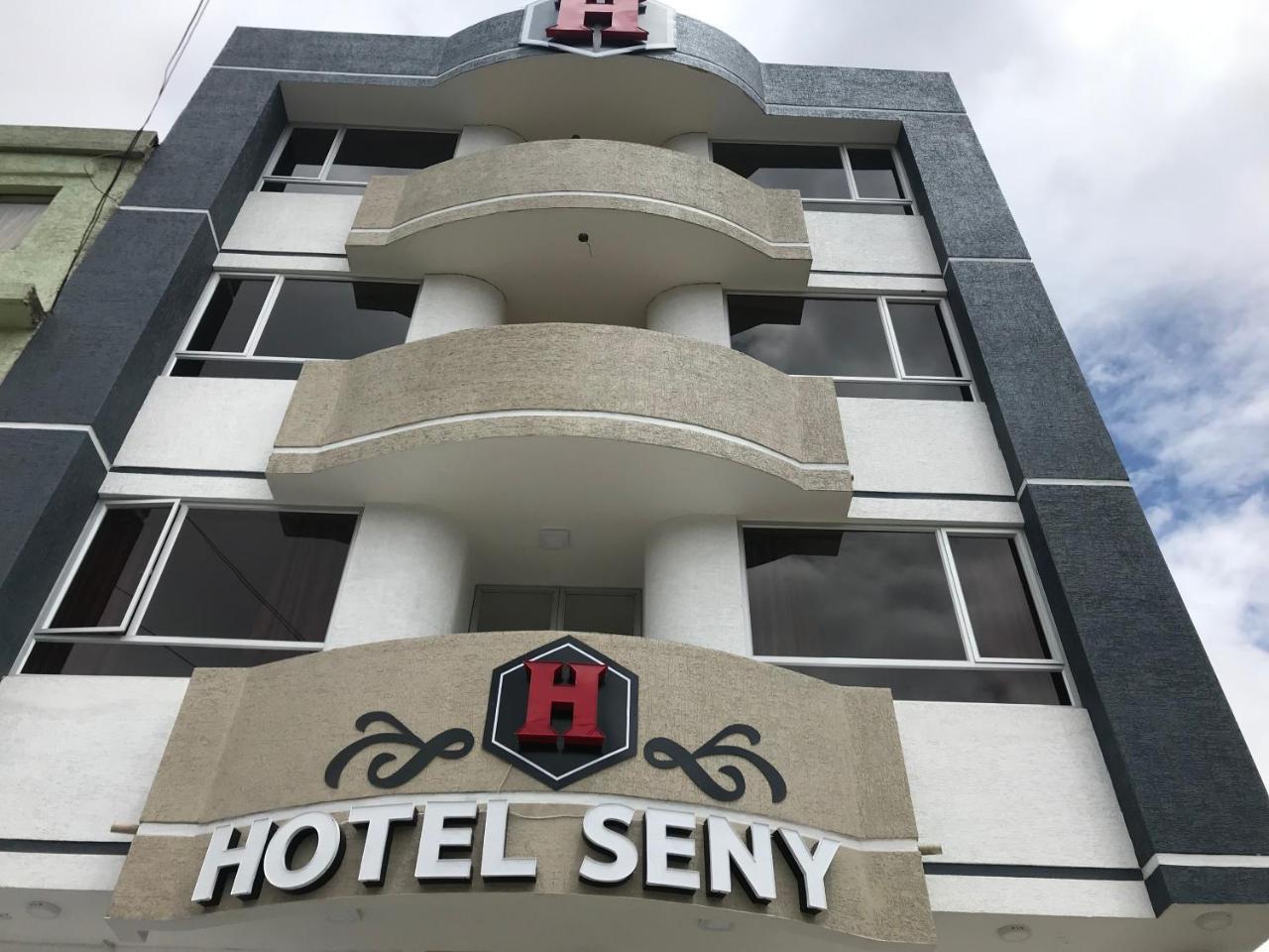 Hotel Seny Ambato Exterior photo