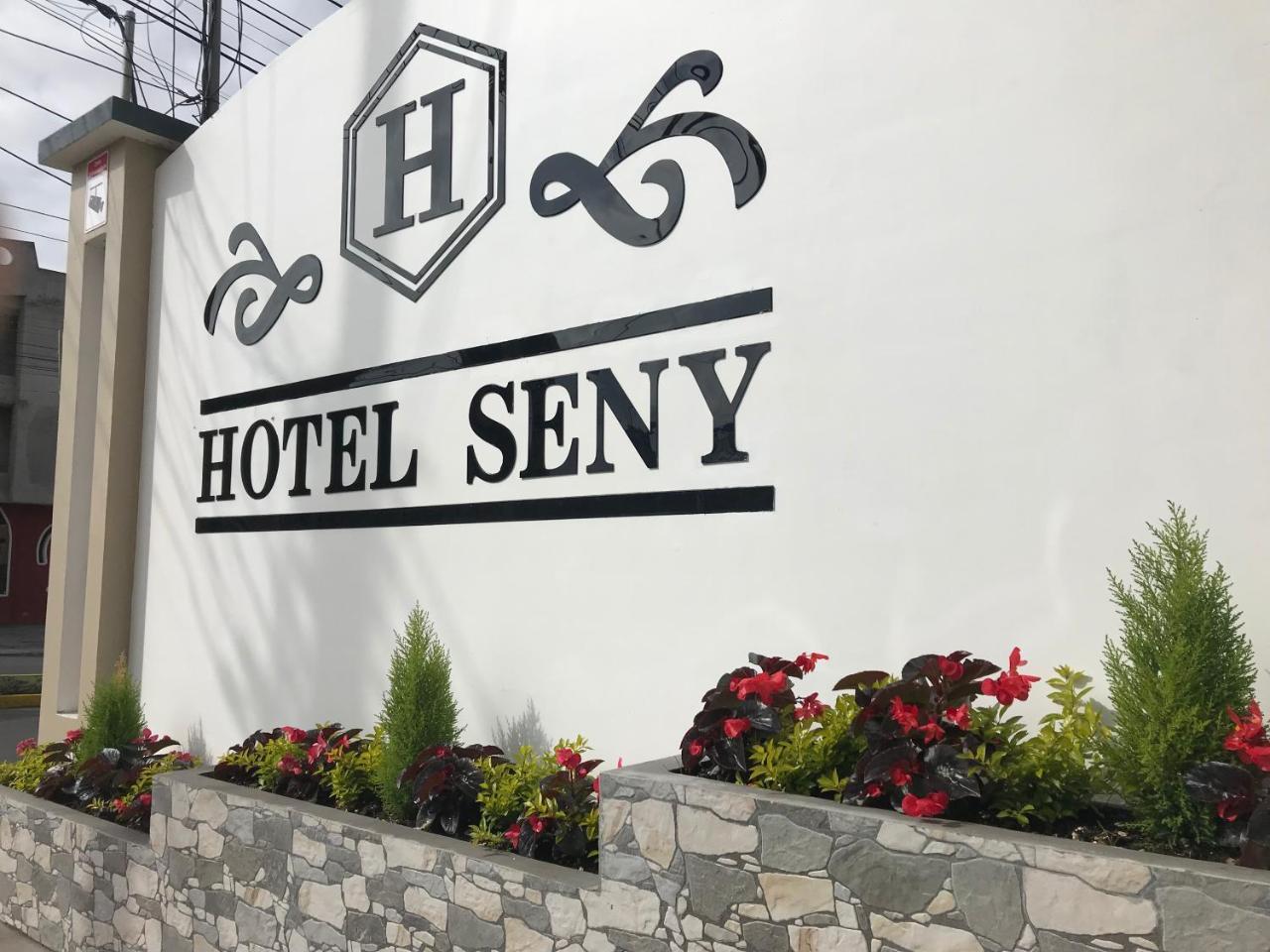 Hotel Seny Ambato Exterior photo