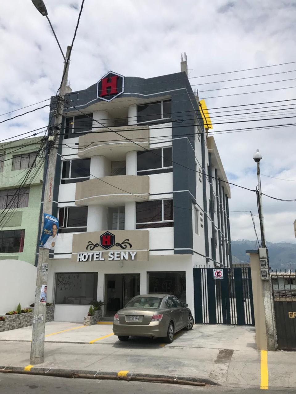 Hotel Seny Ambato Exterior photo