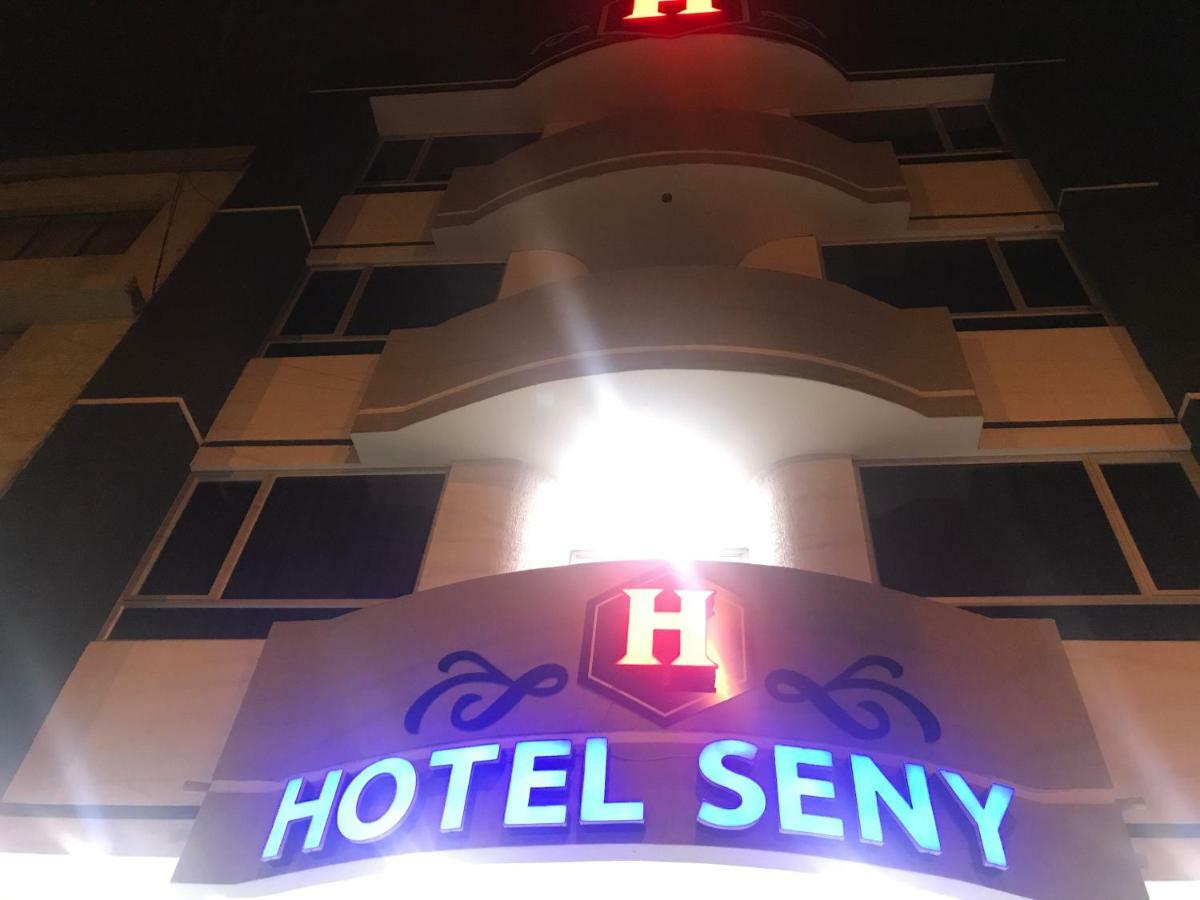 Hotel Seny Ambato Exterior photo